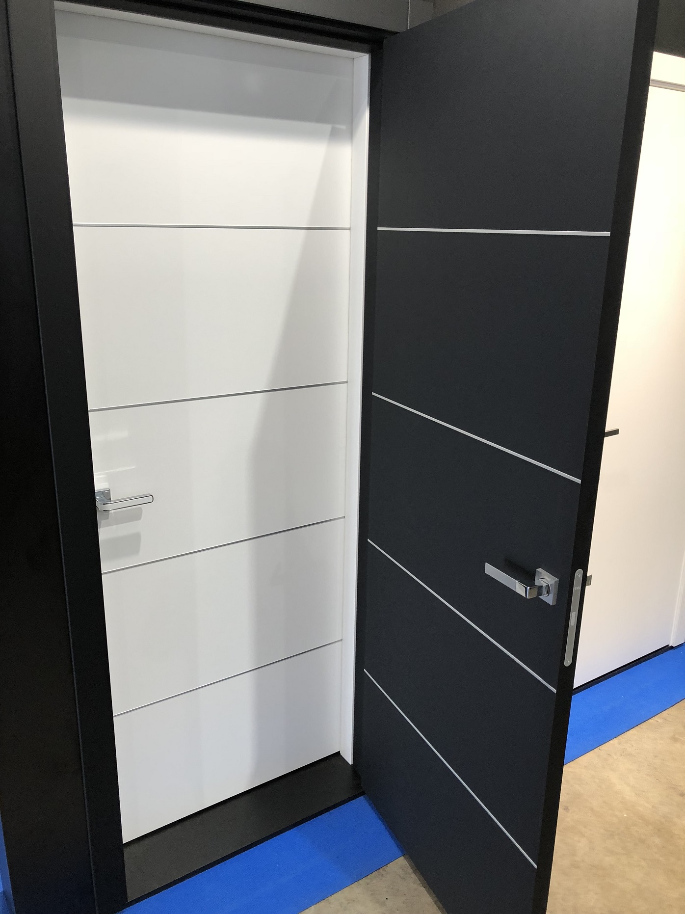 Image Kosmo Interior Door Diablo Black 5